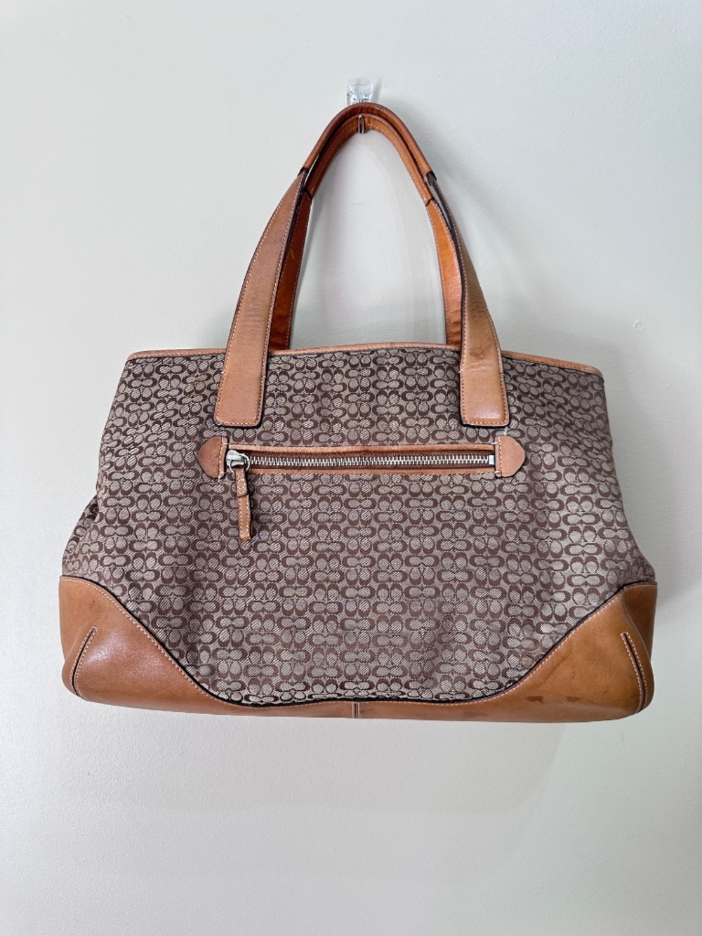 Vintage Coach Brown Khaki Hobo Bag 6621 with C Signature and Leather Top Handle - Picture 10 of 16